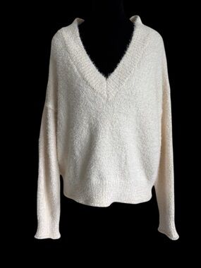 Altar'd State Cream V-Neck Bouclé Sweater